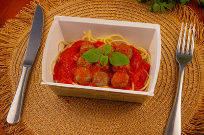 Spaghetti c/ Almôndegas e Molho de Tomates Frescos